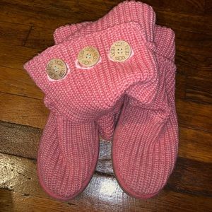 Pink knit uggs